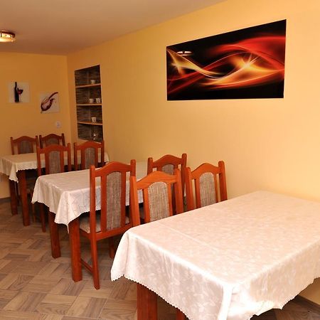 Pokoje I Apartamenty Iwona Ciechocinek Bagian luar foto